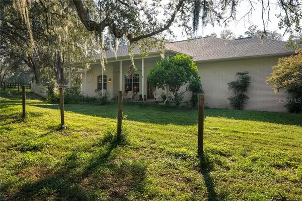 Dade City, FL 33523,19613 EQUESTRIAN LN