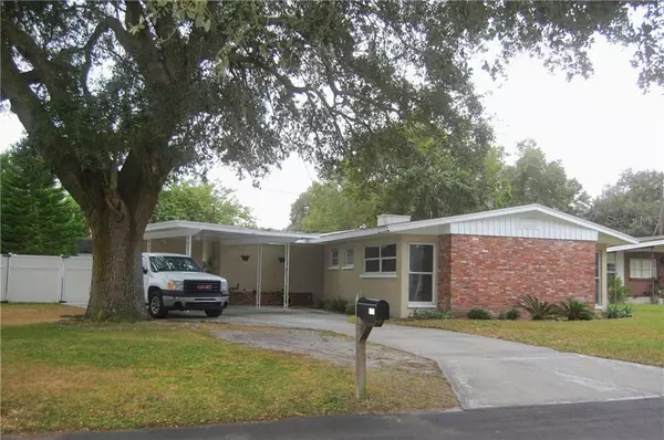 Lakeland, FL 33813,208 SYLVIA CIR