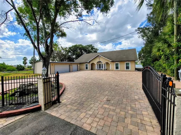 Gibsonton, FL 33534,9901 RIVER DR