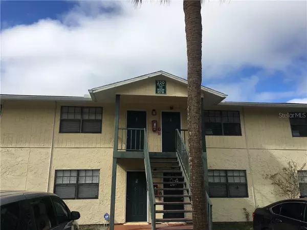 320 OAK ROSE LN #202, Tampa, FL 33612