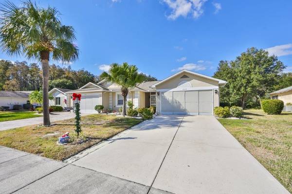 1928 GRAND CYPRESS LN, Sun City Center, FL 33573