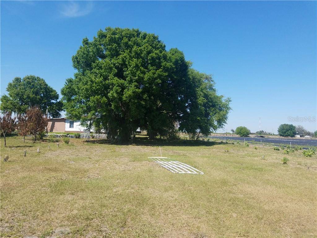 18721 S 39TH HWY, Lithia, FL 33547