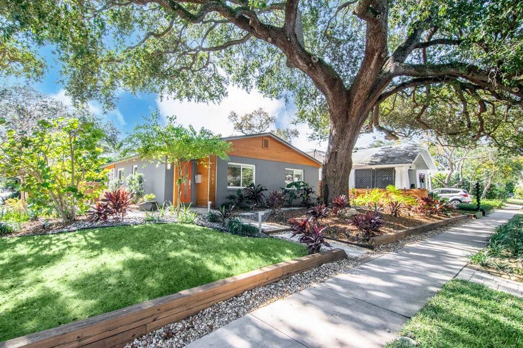 2902 W SAN RAFAEL ST, Tampa, FL 33629