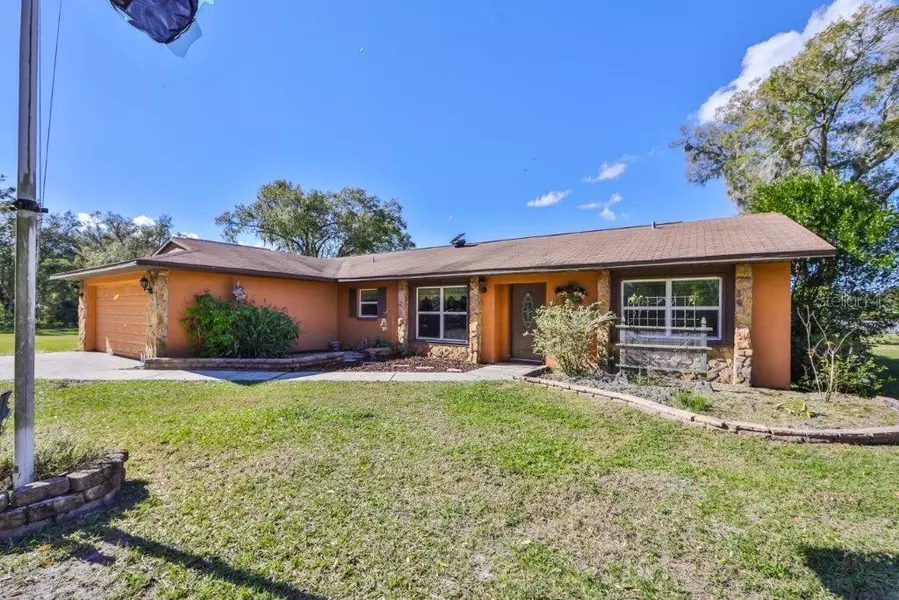 18808 BOYETTE RD, Lithia, FL 33547