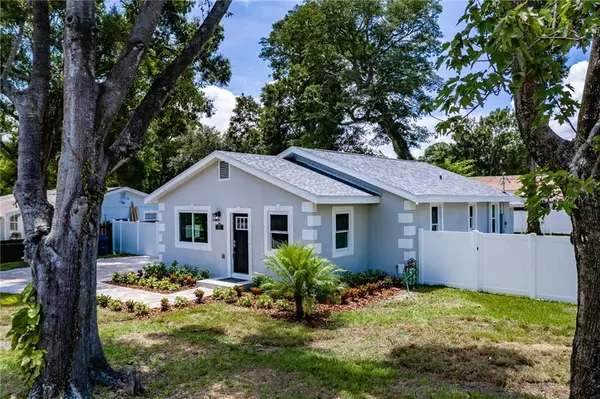 1724 W HENRY AVE, Tampa, FL 33603