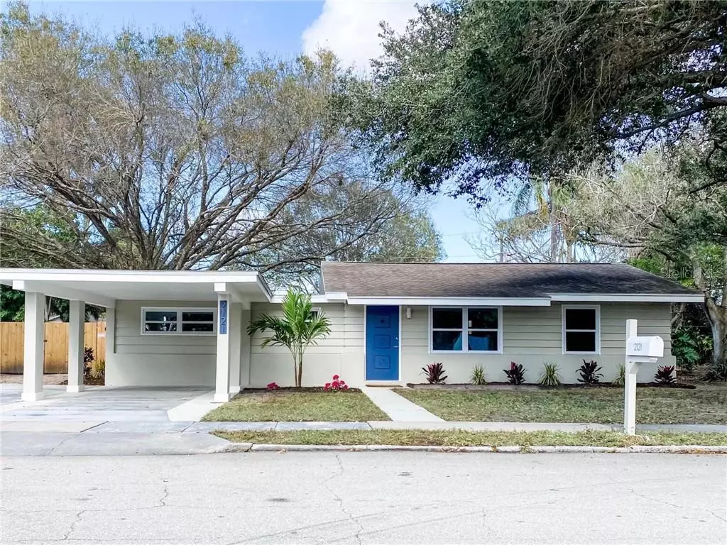 Sarasota, FL 34231,2121 OAK TER