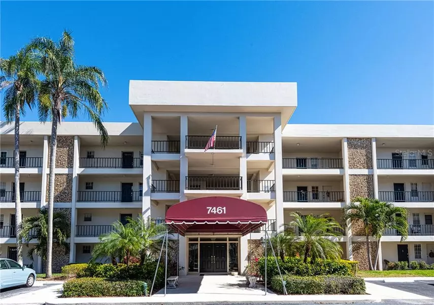 7461 W COUNTRY CLUB DR N #309, Sarasota, FL 34243