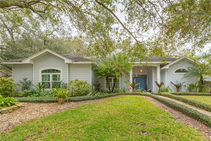 6308 S QUEENSWAY DR, Temple Terrace, FL 33617