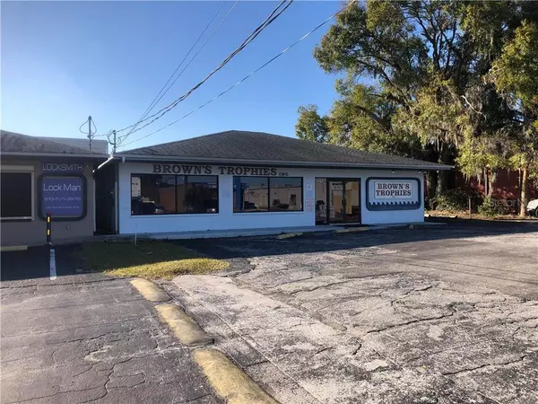 140 S MOON AVE,  Brandon,  FL 33511
