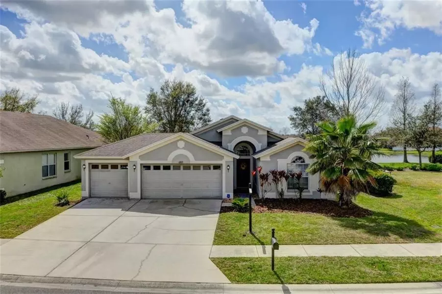 6919 PINE SPRINGS DR, Wesley Chapel, FL 33545