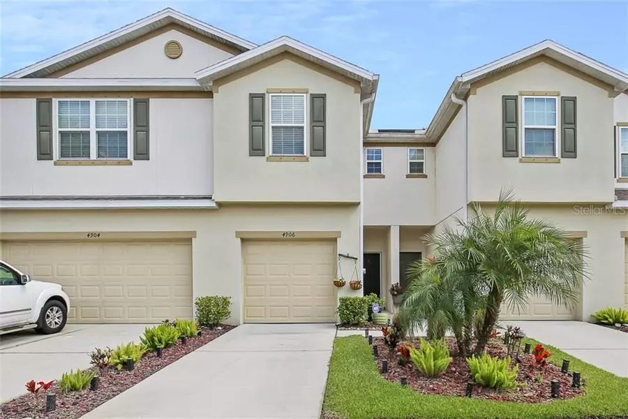 4906 WHITE SANDERLING CT, Tampa, FL 33619