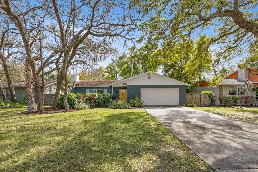 4605 SERENA DR, Tampa, FL 33617