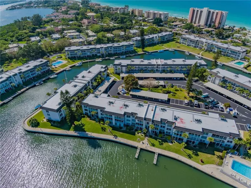 4420 EXETER DR #105, Longboat Key, FL 34228