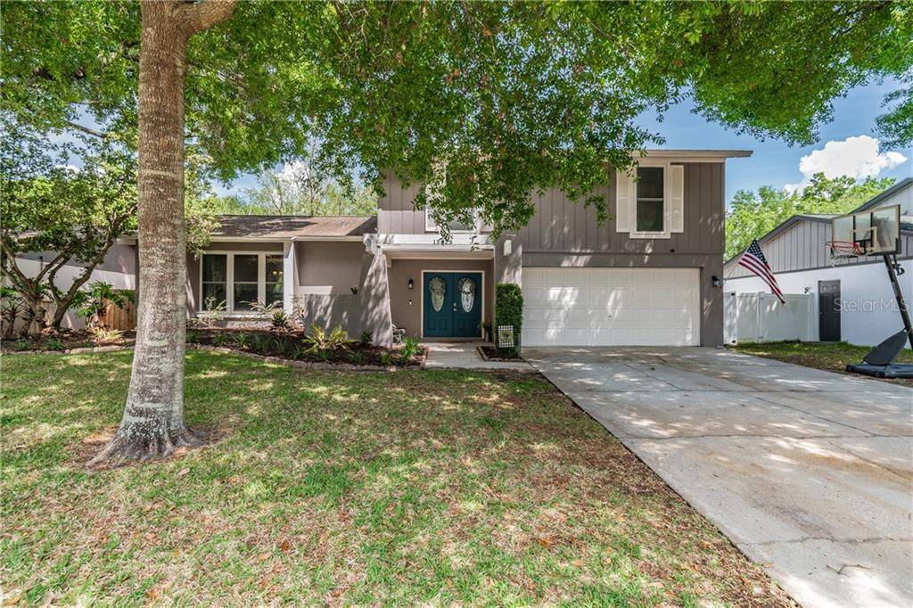 15823 KNOLLVIEW DR, Tampa, FL 33624