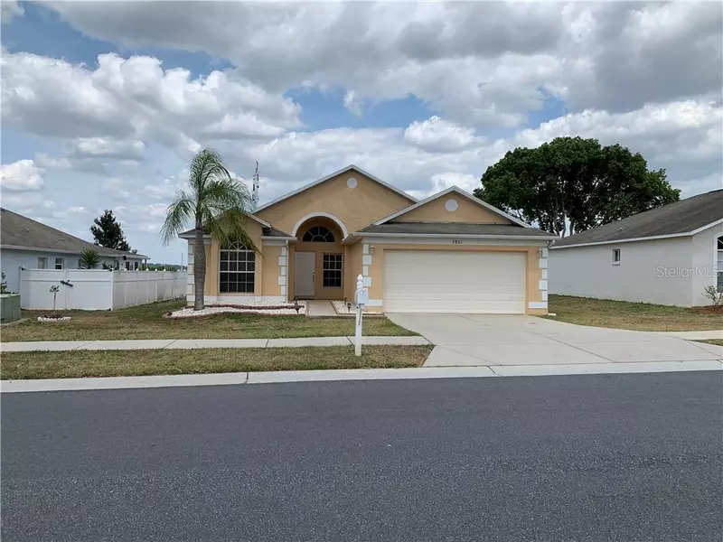 7801 MERCHANTVILLE CIR, Zephyrhills, FL 33540