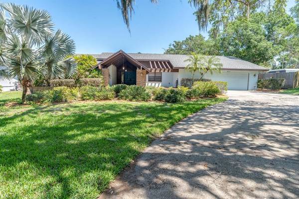 921 COLLEGE HILL DR, Clearwater, FL 33765
