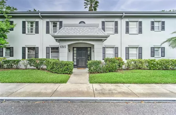 6925 AVENUE DES PALAIS #2A, South Pasadena, FL 33707