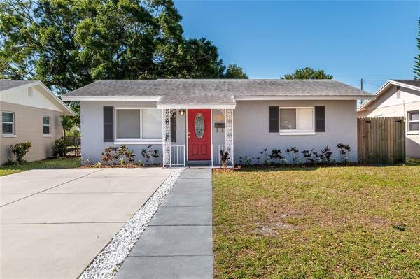 2582 35TH AVE N, St Petersburg, FL 33713