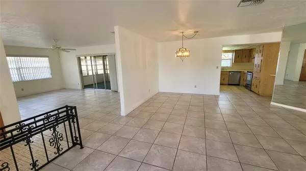 Port Richey, FL 34668,7004 BRAMBLEWOOD DR