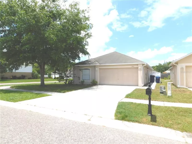 30930 SONNET GLEN DR, Wesley Chapel, FL 33543