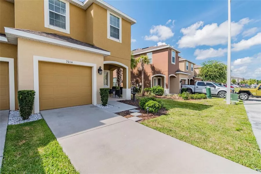 7014 WOODCHASE GLEN DR, Riverview, FL 33578