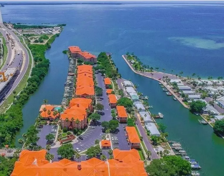5000 CULBREATH KEY WAY #8114, Tampa, FL 33611