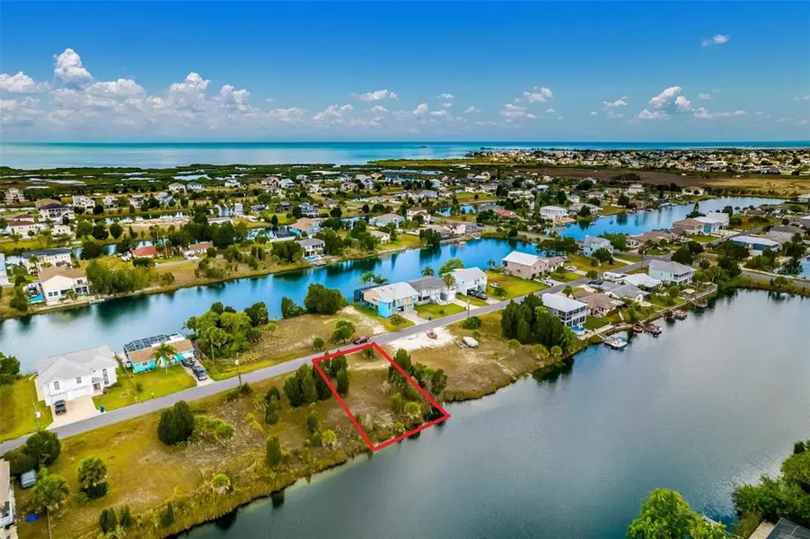 3242 AZALEA DR, Hernando Beach, FL 34607