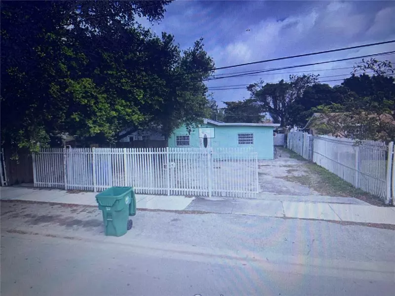 1435 NW 58TH TER, Miami, FL 33142