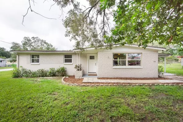 9741 E FOWLER AVE, Thonotosassa, FL 33592