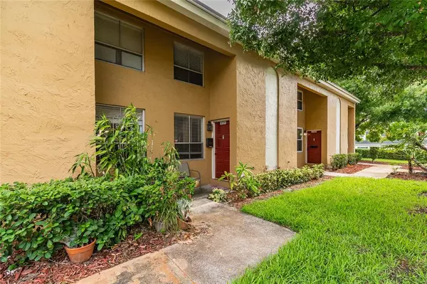 Tampa, FL 33611,4314 LA RIVIERA CT