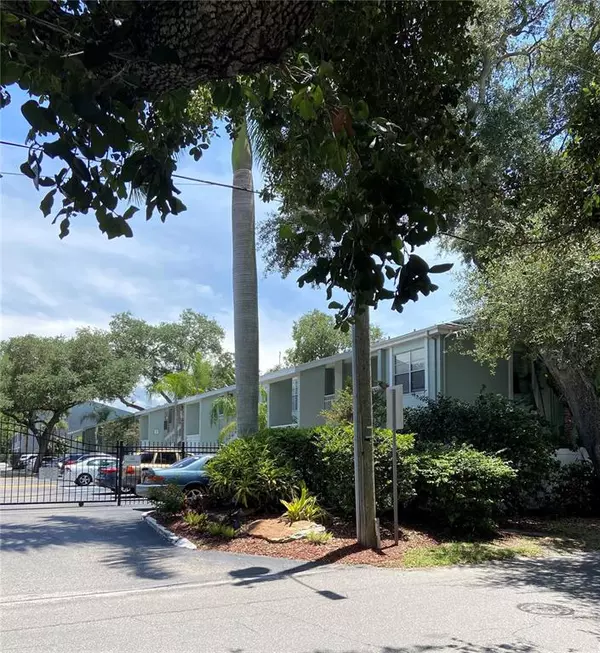 Tampa, FL 33611,5440 S MACDILL AVE #3 I