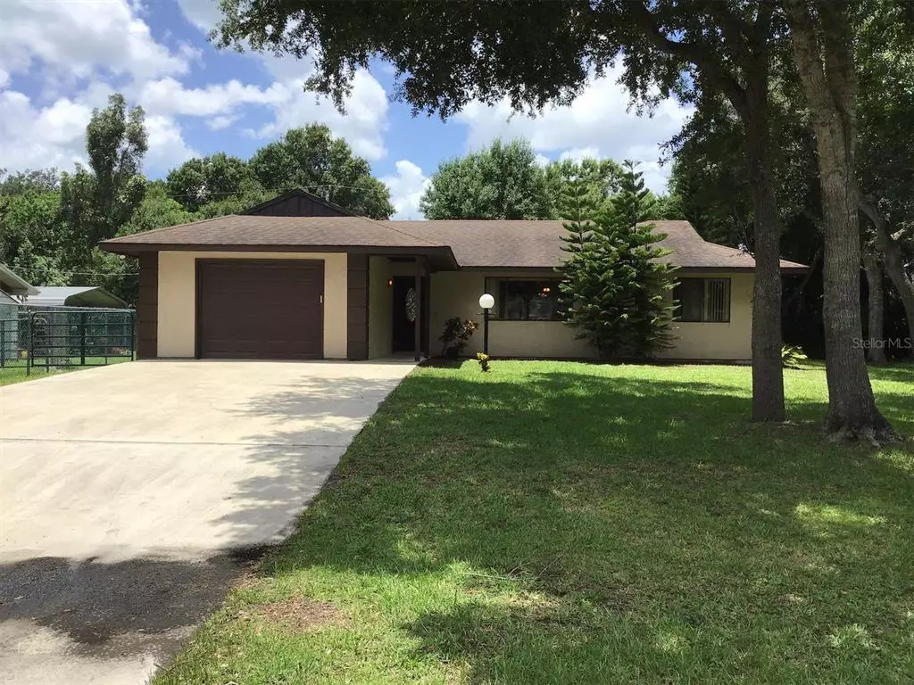 Fort Pierce, FL 34951,5309 HUMMINGBIRD WAY