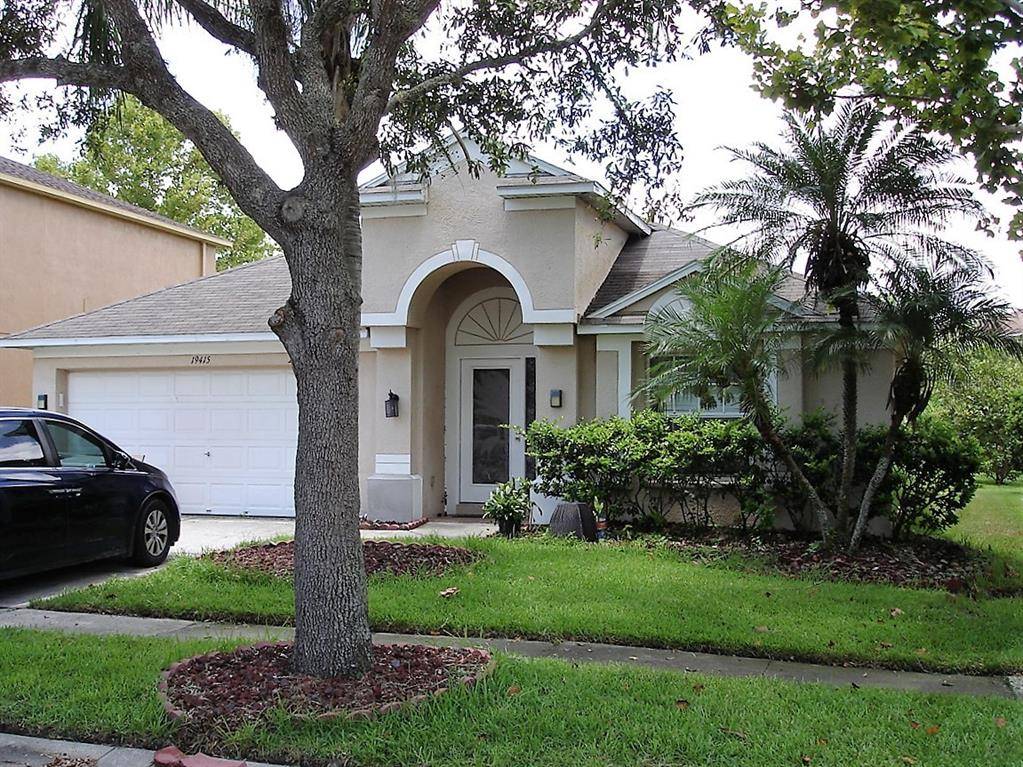 19415 SANDY SPRINGS CIR, Lutz, FL 33558