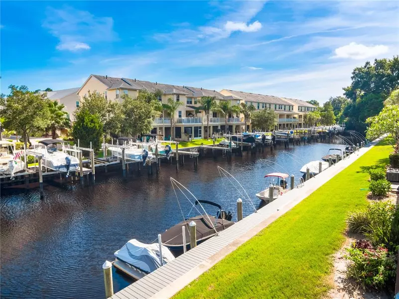 364 MOORINGS COVE DR #4E, Tarpon Springs, FL 34689