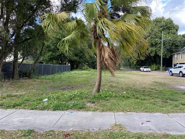 906 E 26TH AVE, Tampa, FL 33605