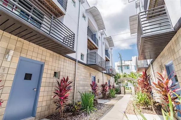 5008 S MACDILL AVE #13, Tampa, FL 33611