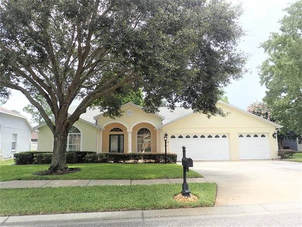 5608 WALKINGSTICK LN, Wesley Chapel, FL 33543