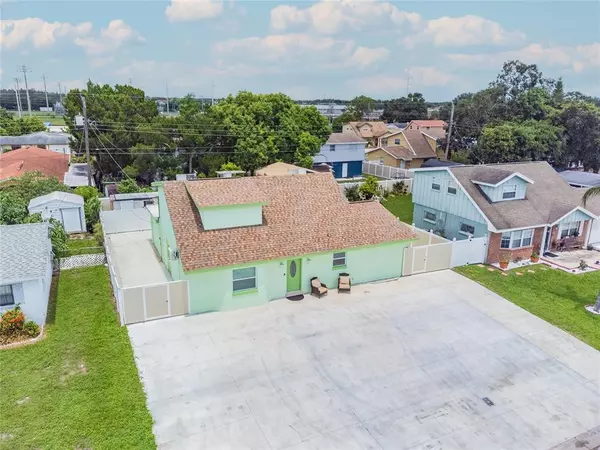 4517 W HIAWATHA ST, Tampa, FL 33614