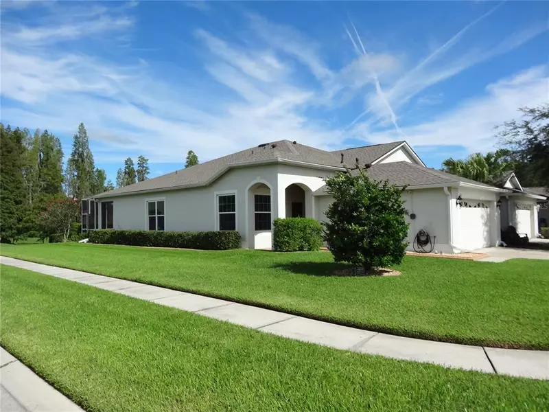 1111 WRIGHTSWYNDE CT, Wesley Chapel, FL 33543