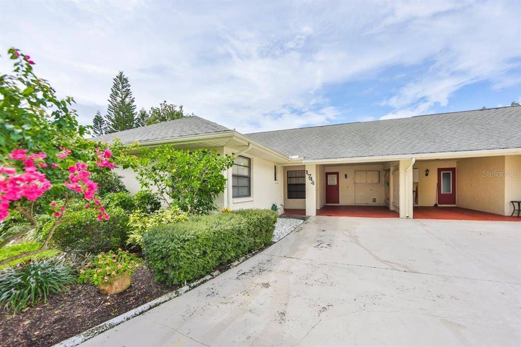 1744 ATRIUM DR, Sun City Center, FL 33573