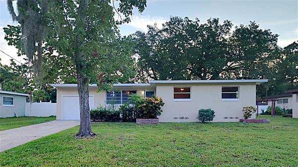 2279 ROBINHOOD TRL, South Daytona, FL 32119