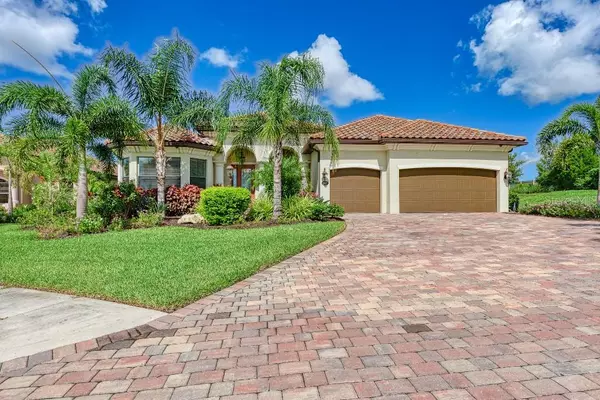 13827 SWIFTWATER WAY, Lakewood Ranch, FL 34211