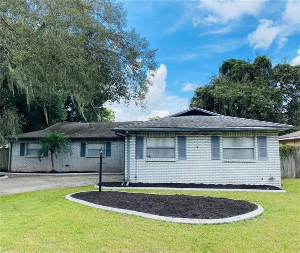 3809 PARKSIDE DR, Valrico, FL 33594