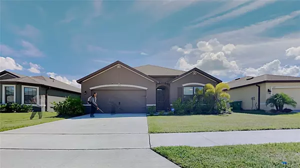 3707 LOGGERHEAD LN, Mims, FL 32754