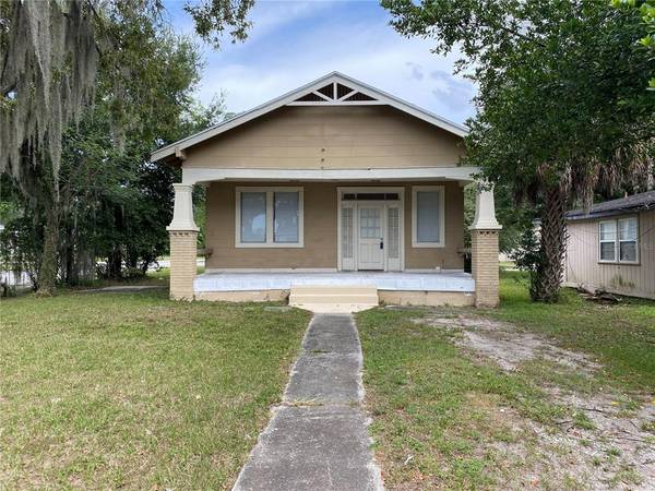 3200 E POWHATAN AVE, Tampa, FL 33610