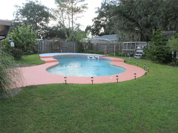 Brandon, FL 33511,808 CENTERWOOD CT