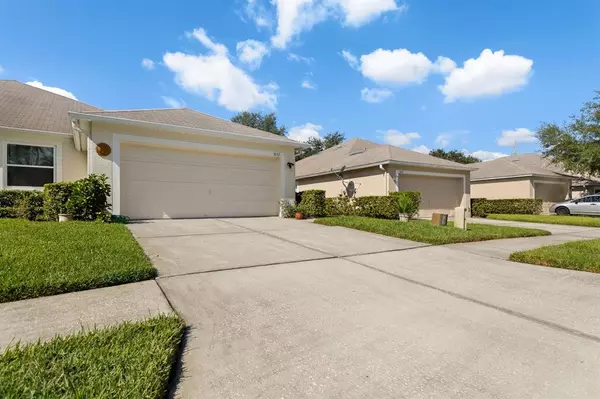 Zephyrhills, FL 33541,5637 AUTUMN SHIRE DR