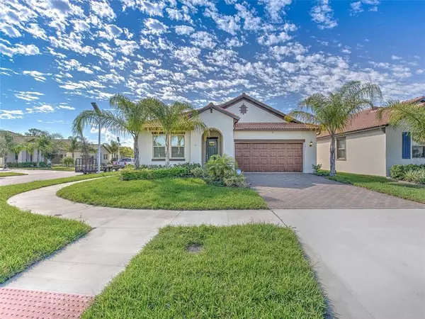 5415 STORY GRASS CT, Wimauma, FL 33598