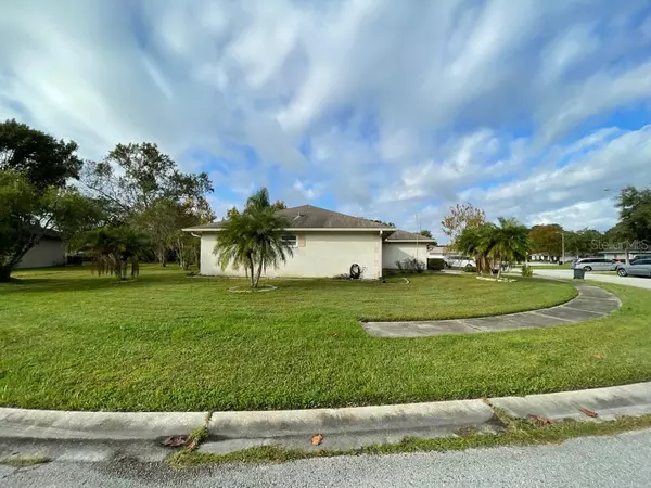 Wesley Chapel, FL 33543,28424 TRIDENT CT