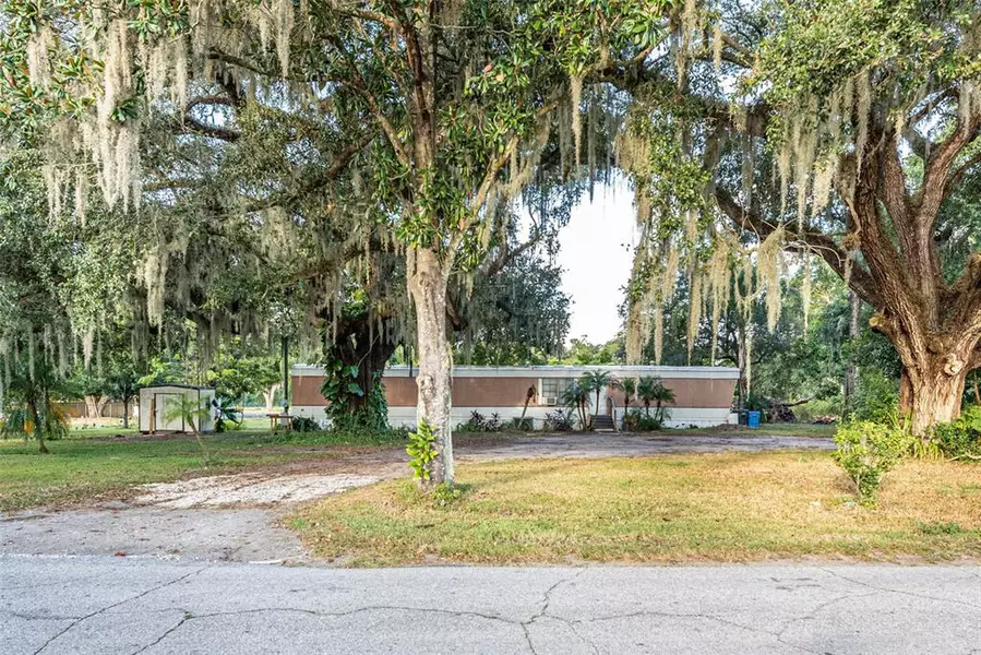 3241 S FORBES RD, Dover, FL 33527